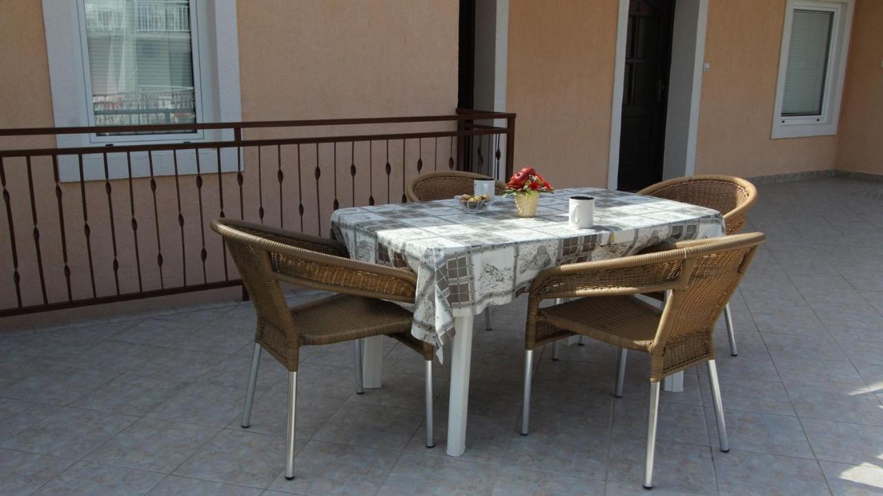 Apartments Grzetic Malinska Extérieur photo