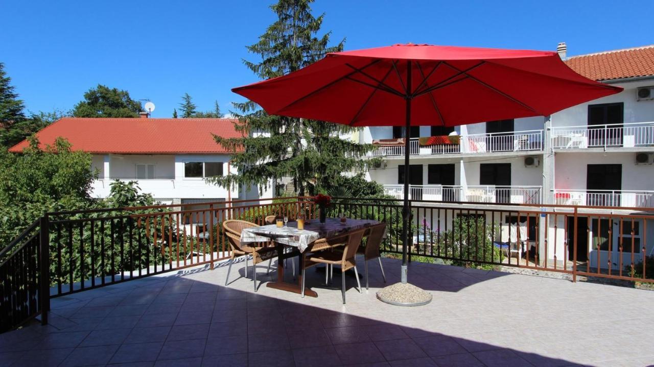 Apartments Grzetic Malinska Extérieur photo