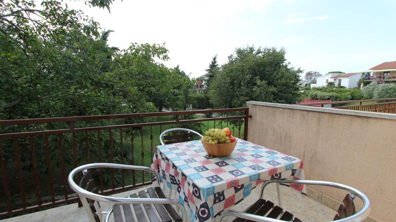 Apartments Grzetic Malinska Extérieur photo